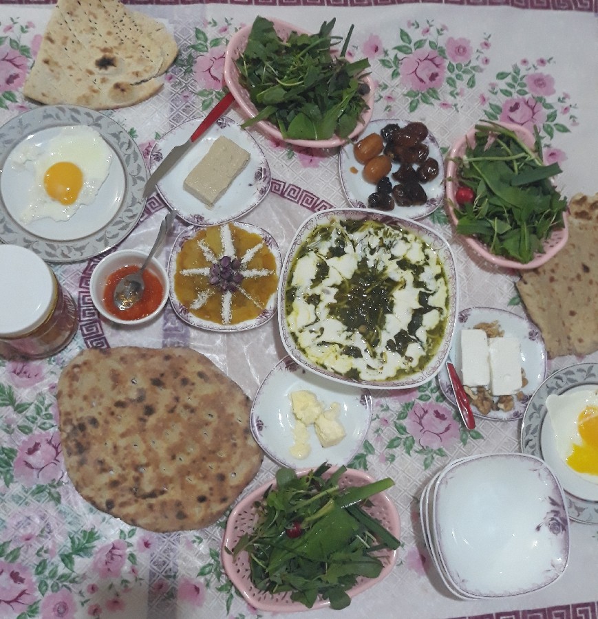 عکس سفره ی ششمین افطار سال ۱۴۰۱