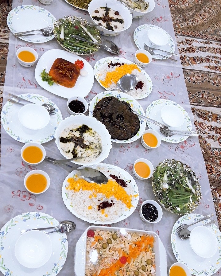 عکس افطاری ۱۴۰۱/۱/۲۴