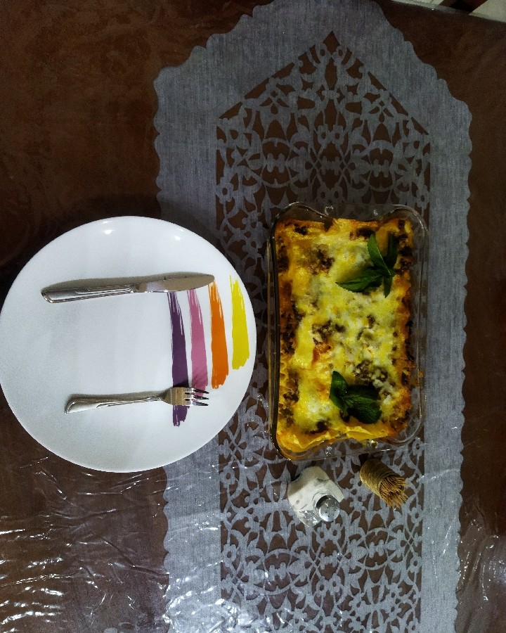 لازانیا گوشت قارچ وکالباس