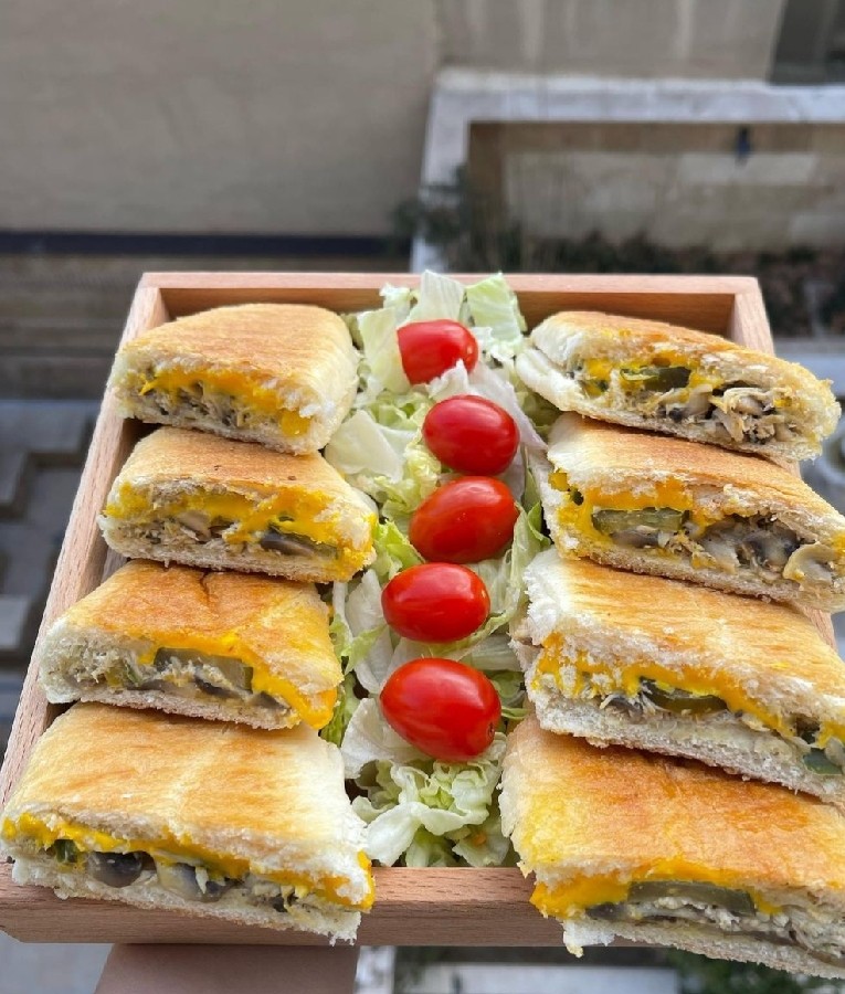 عکس ساندویچ مرغ