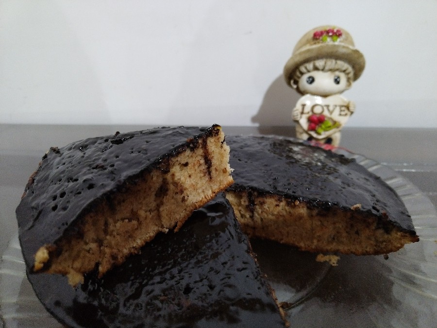 کیک با سس شکلات