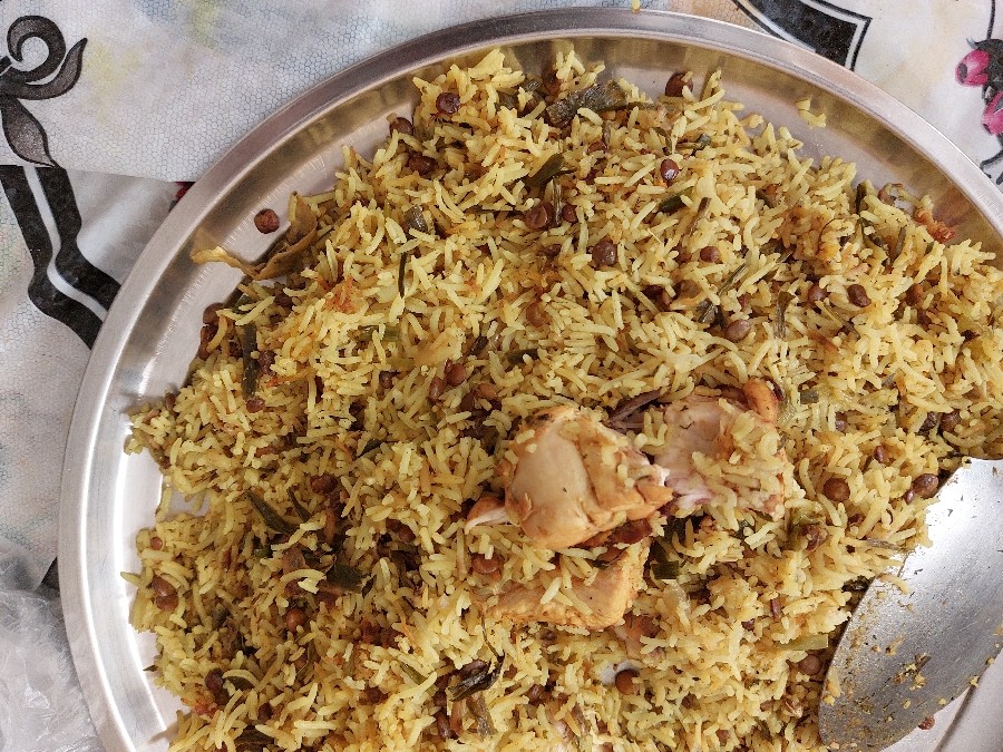 دمپخت تره کوهی. وعدس