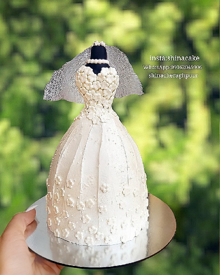 کیک عروس
کیک لباس عروس