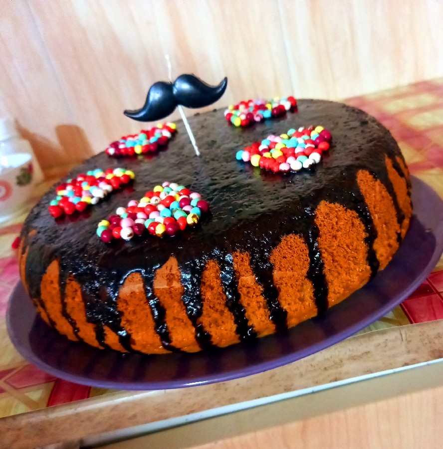 کیک لذیذ و خوش مزه پرتقالی با بافت پنبه ای،نرم و پرقطر