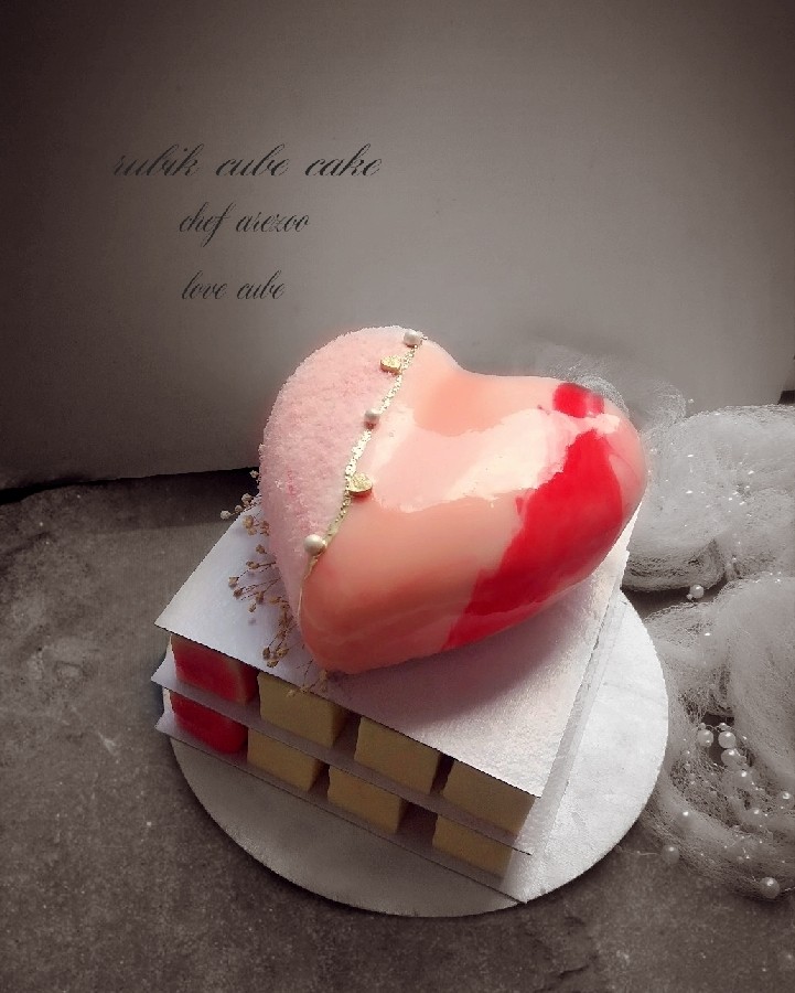 کیک سالگرد ازدواج
love cube cake