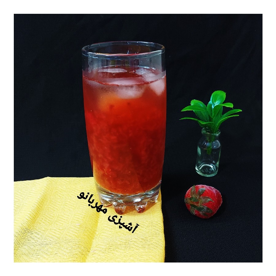 نوشیدنی توت فرنگی