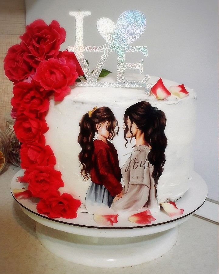 کیک من برا تولد خودم و دخترم نیلا??