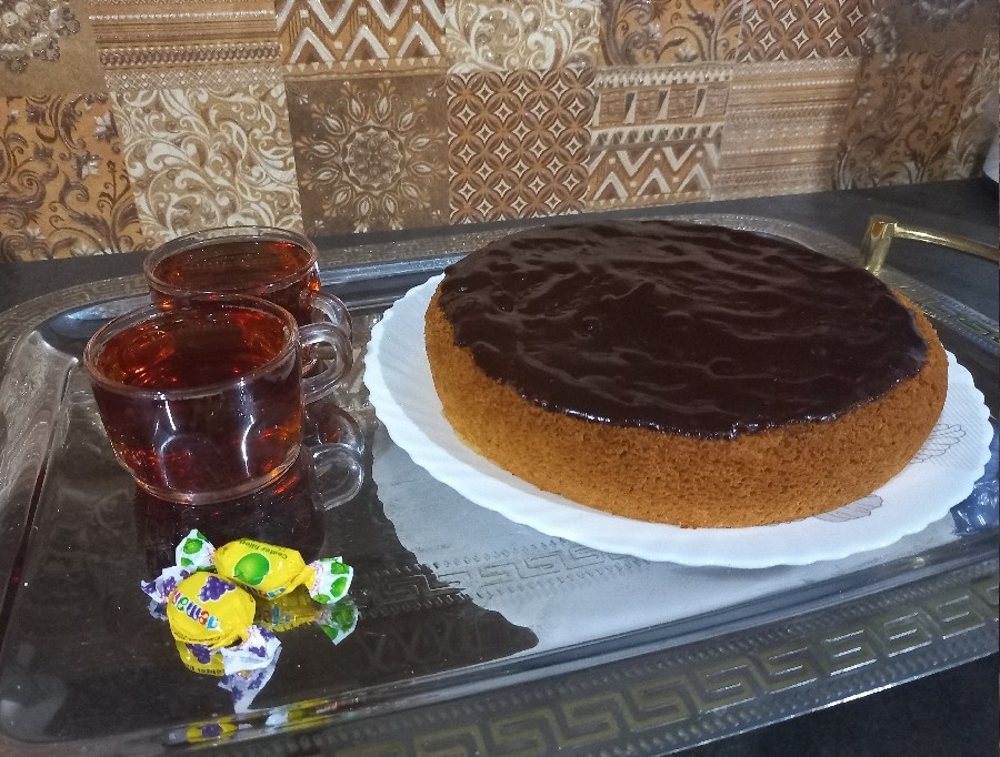 عکس کیک با سس شکلات خانگی