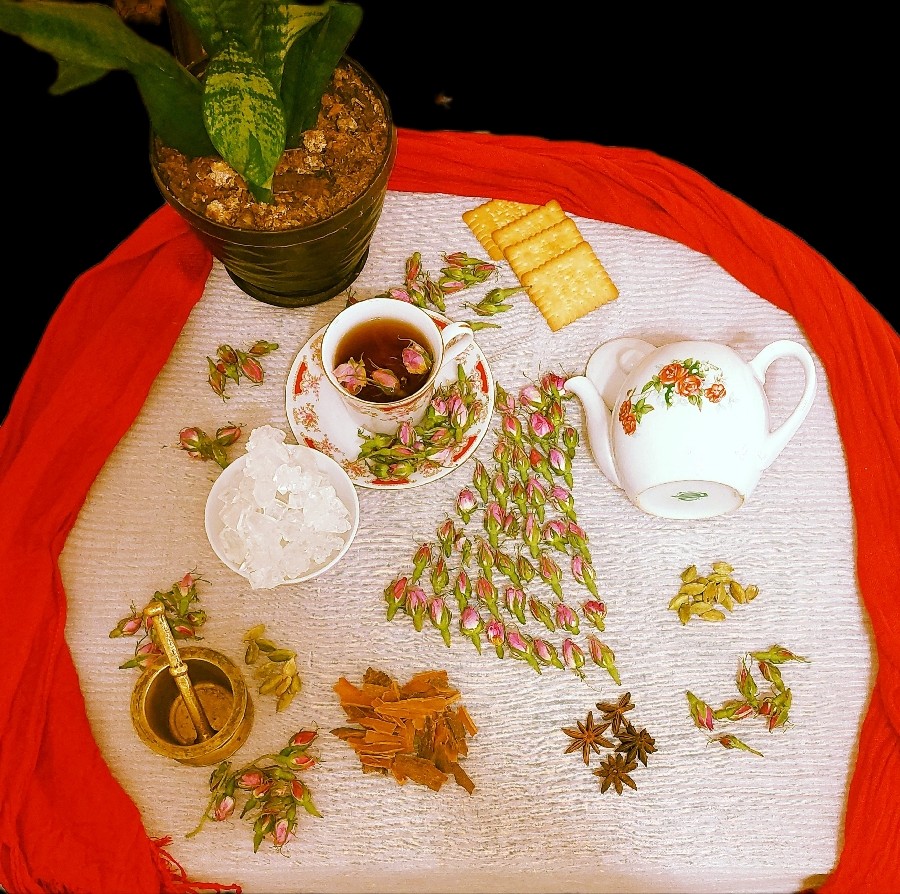 عکس دمنوش گل محمدی
