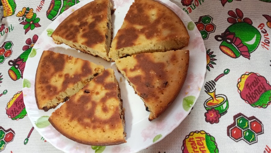 عکس کیک کشمشی قابلمه ای?