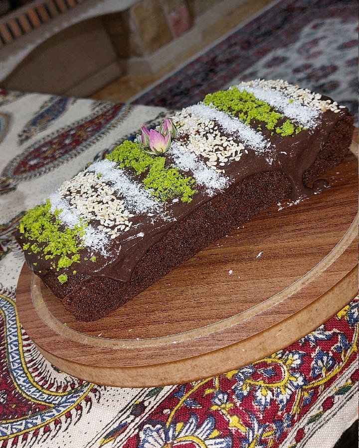 عکس کیک شکلاتی(کیک ماست) باروکش گاناش