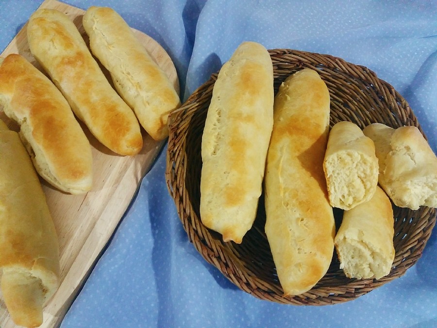 نان باگت خانگی
