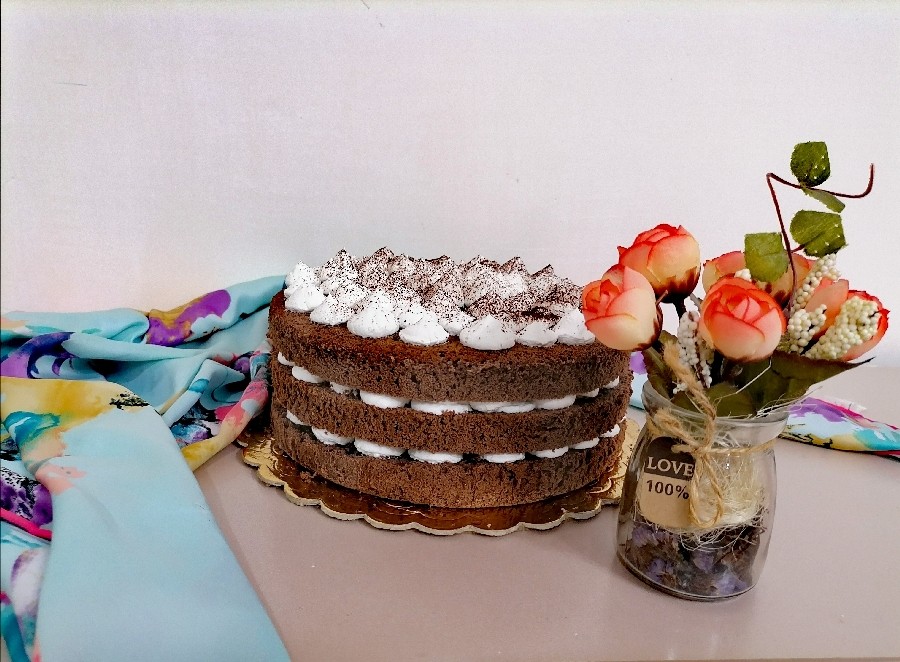 کیک اسفنجی معرکه شکلاتی