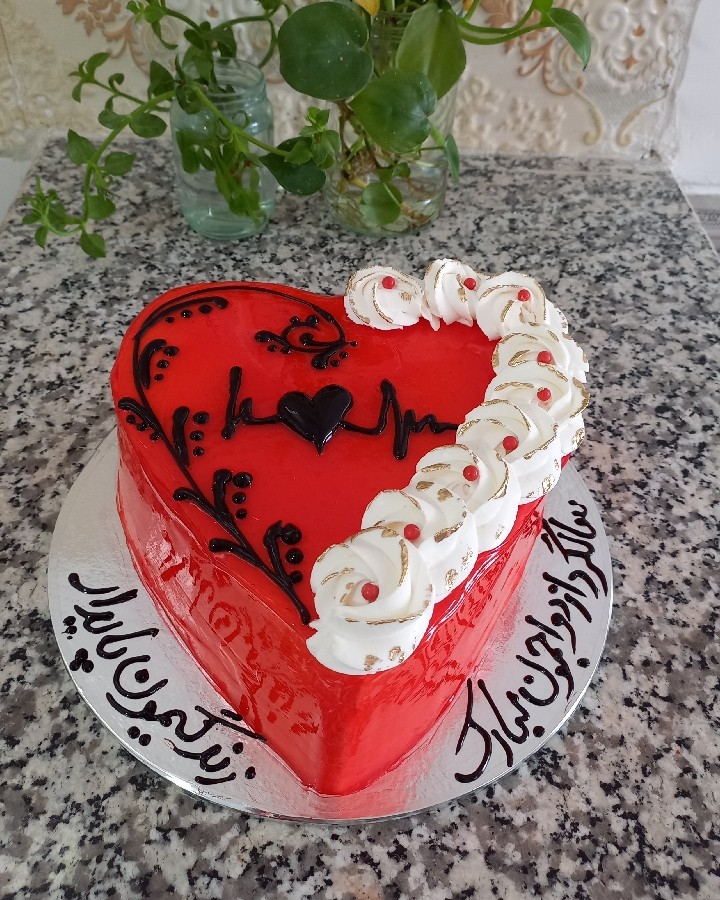 #کیک
#کیک تولد خانگی
#کیک پزی
سفارش مشتری عزیزم
ممنون میشم لایک و کامنت بزارین برام.
 ممنون