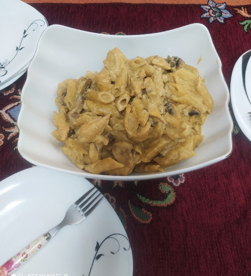 عکس پاستا با سس آلفردو