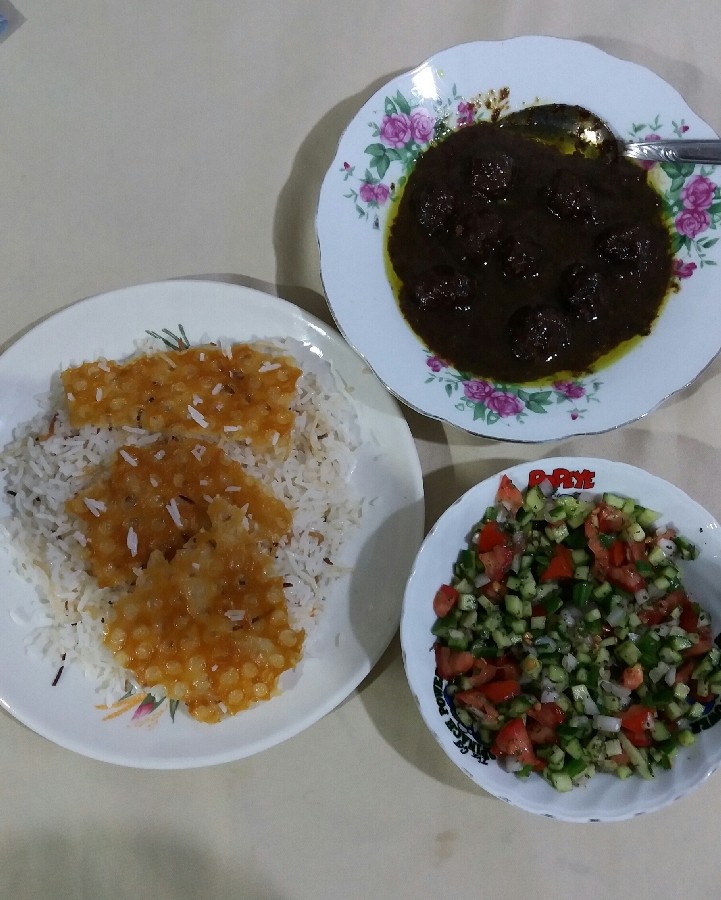 عکس فسنجون (با گوشت قلقلی)