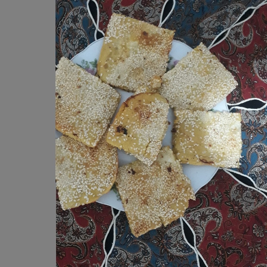 نان قندی باکنجد فراوان??