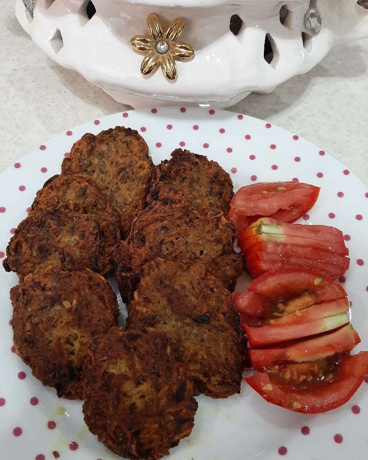 عکس کتلت و بال کبابی (ورق بزن?)