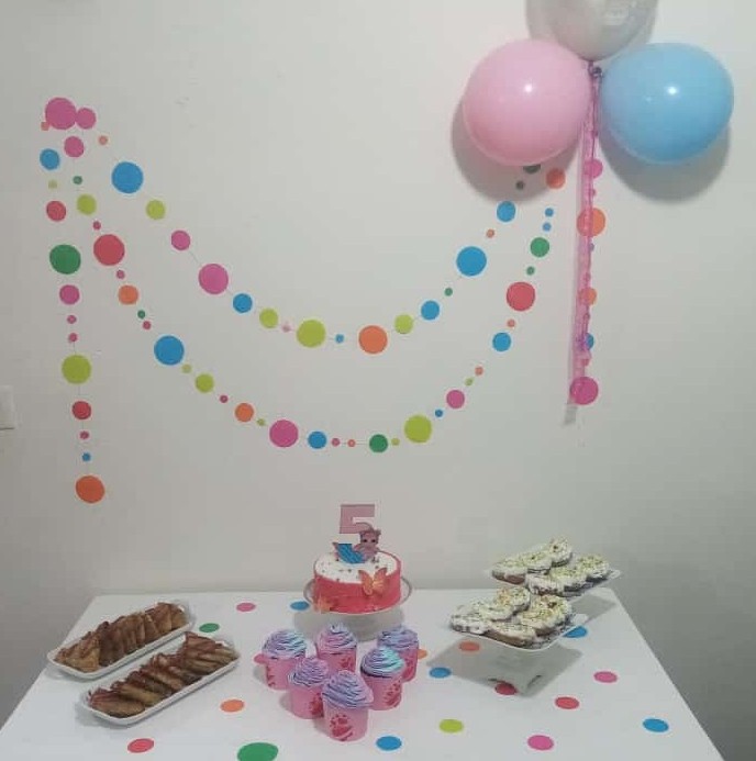 میز تولد دخترعزیزم