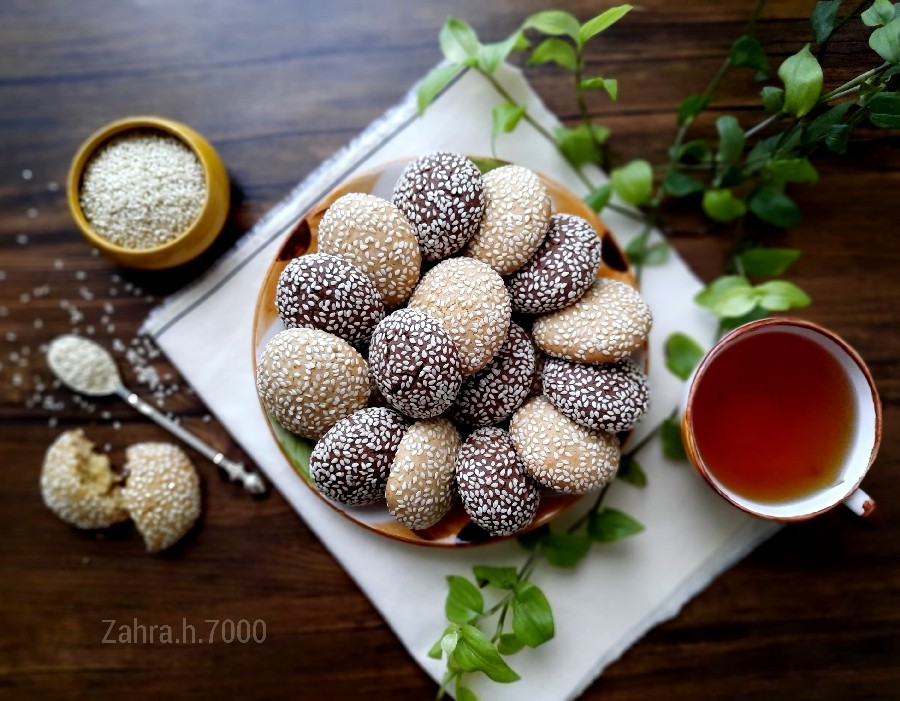 عکس کلوچه کنجدی