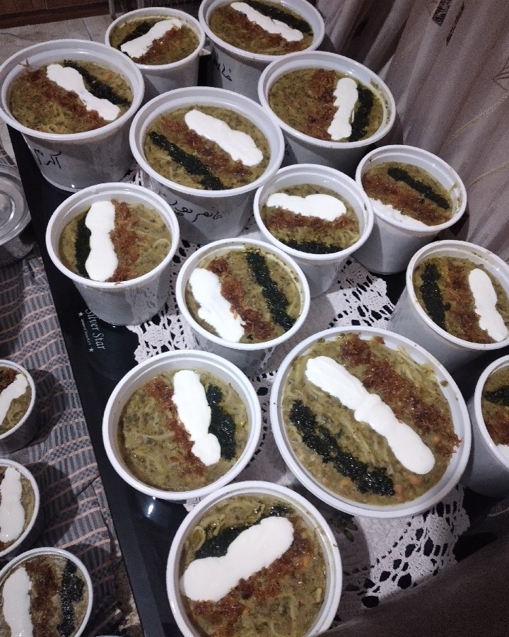 عکس آش رشته نذری اربعین