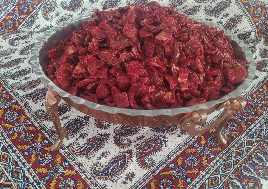 گوجه فرنگی خشک شده (خورد شده)