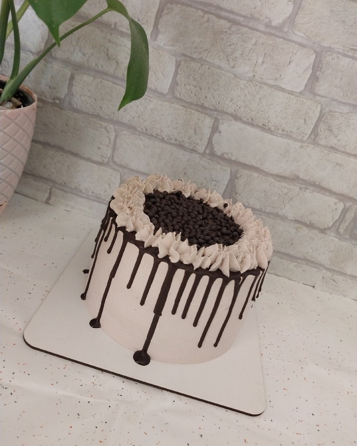 عکس کیک اسفنجی شکلاتی