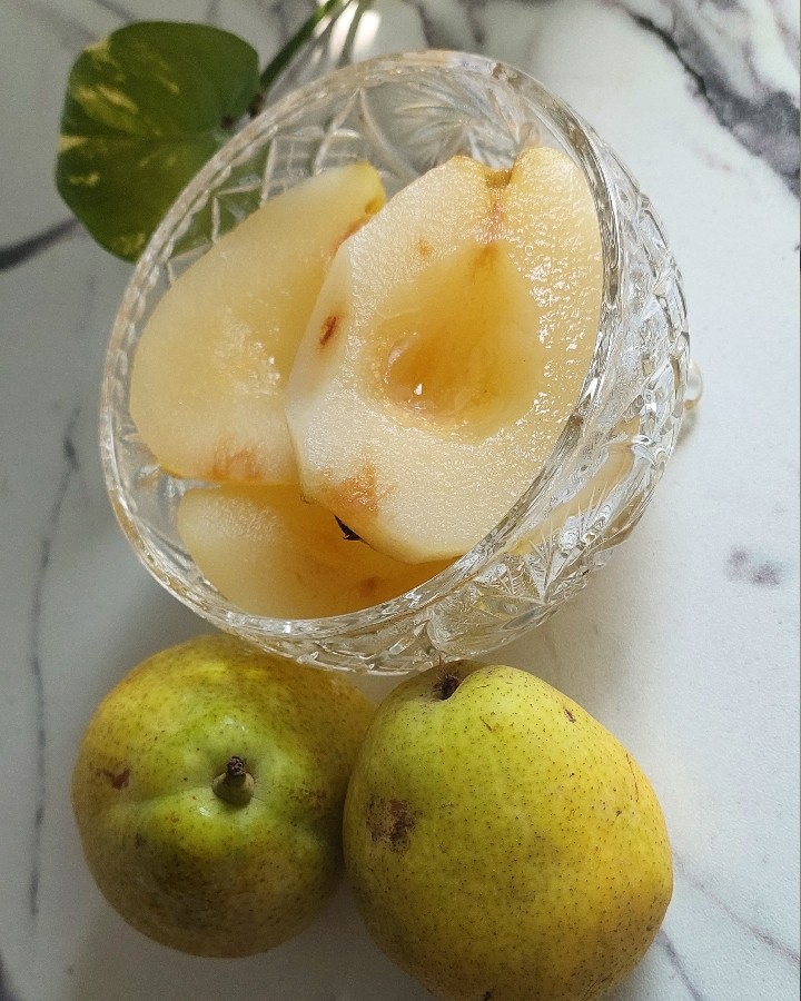 کمپوت گلابی