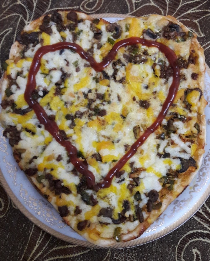 عکس شام امروزمون پیتزا