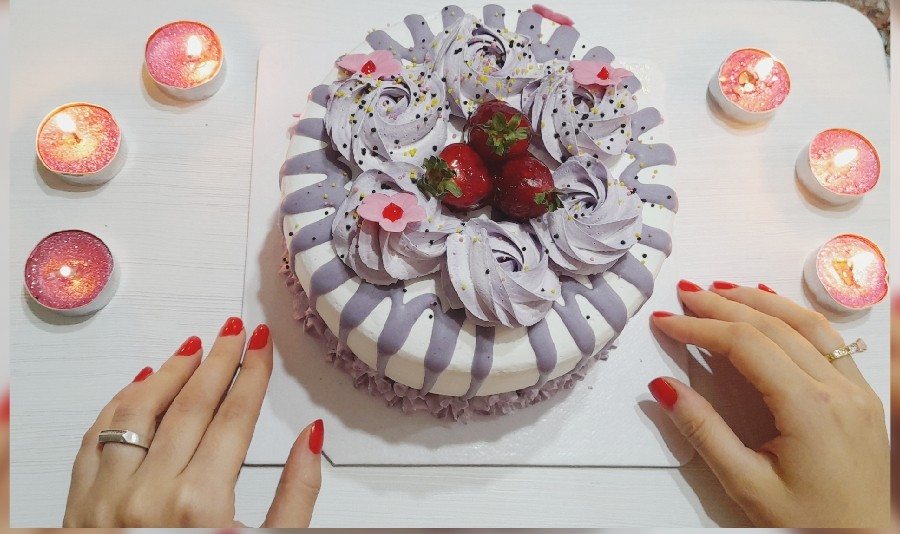 کیک تولد♡