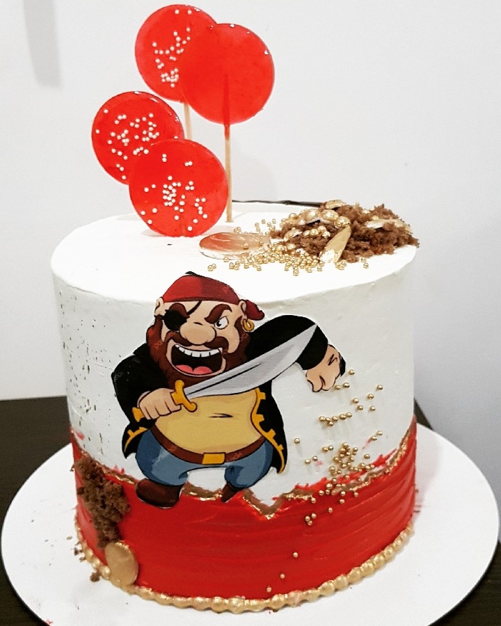 کیک تولدباتم دزدان دریایی