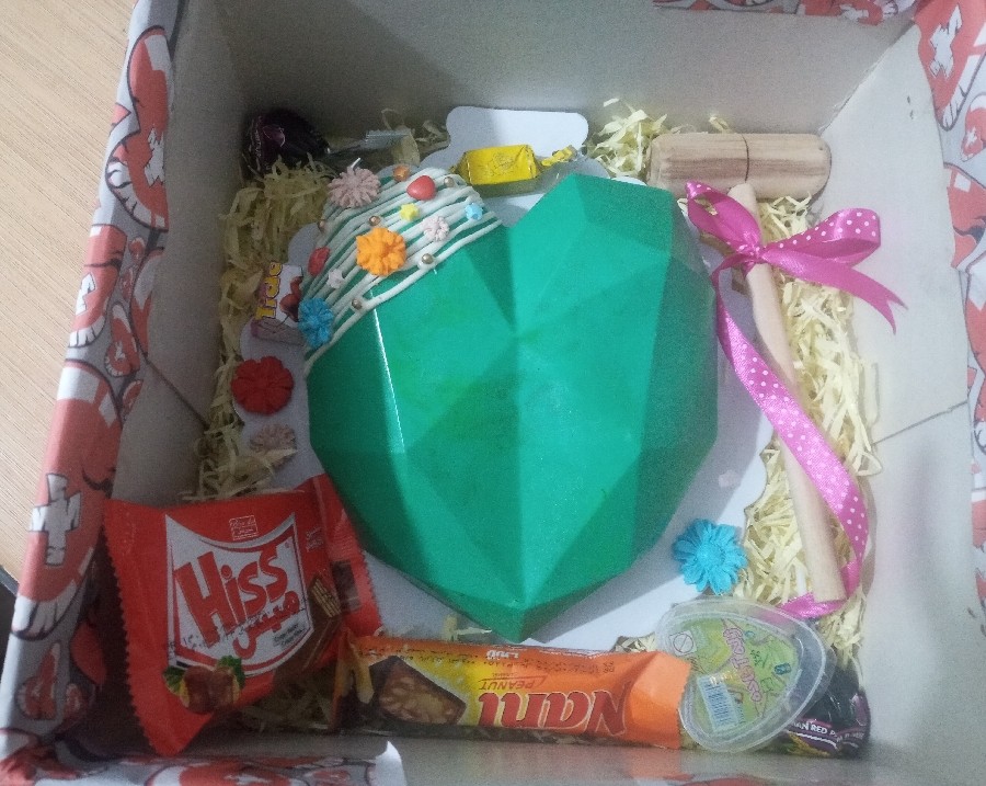 قلب سوپرایز شکلاتی