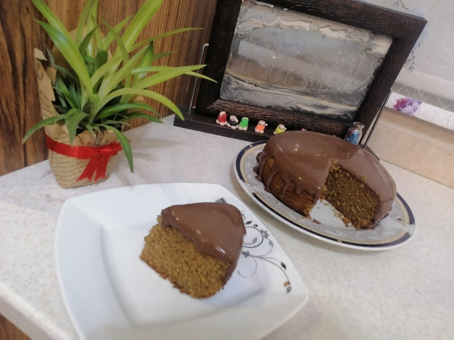 عکس کیک شکلاتی

بااموزش خانم سراجی عزیز 