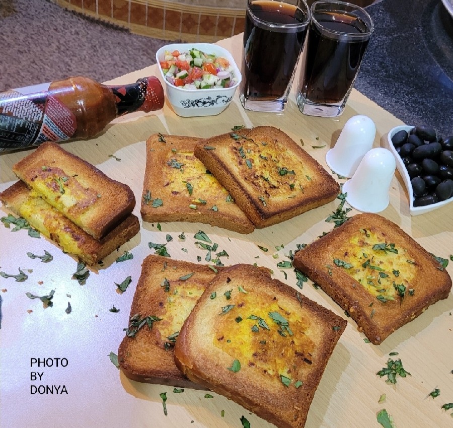 عکس کوکو سیب زمینی ساده (وسط نان تست)