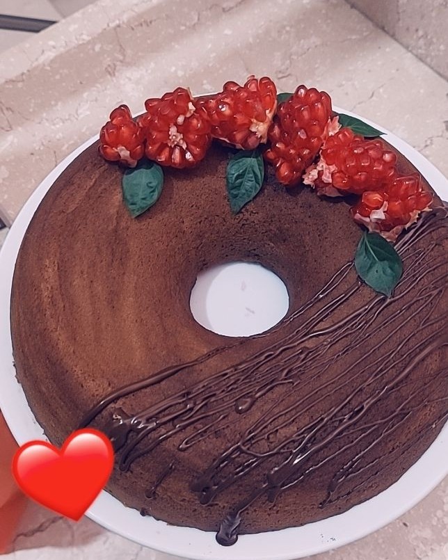عکس کیک  دارچین و شکلات قالبی