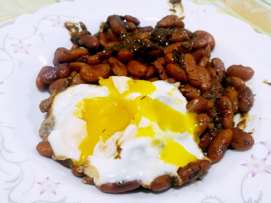 خورش باقلا قاتق