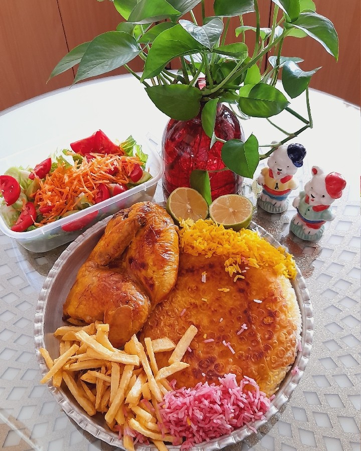 عکس اکبر جوجه رژیمی