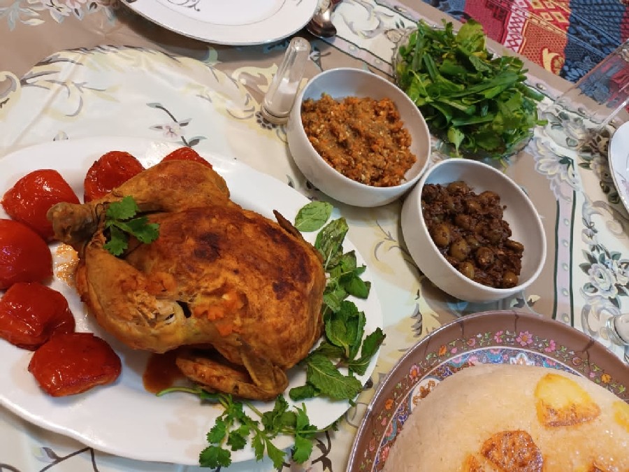 عکس شام مامان جونم برا من مرغ لونگی