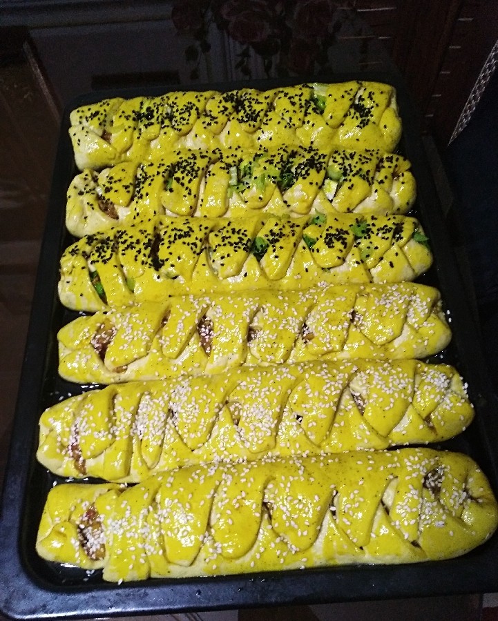 عکس پیراشکی گوشت و سبزیجات