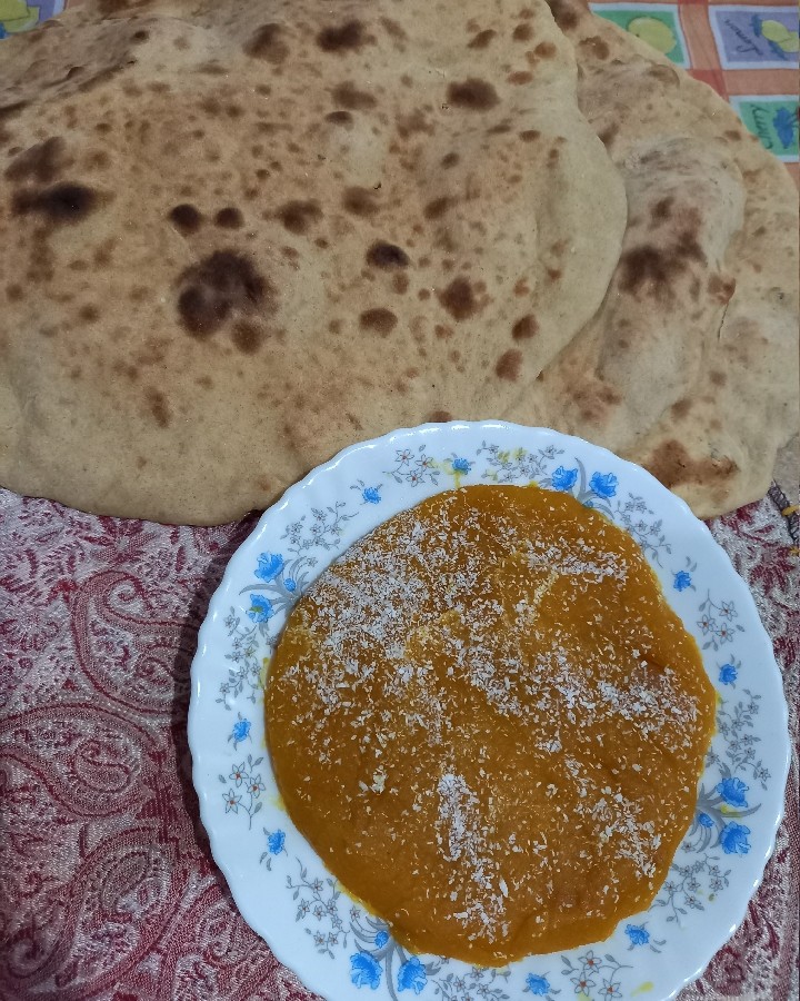 عکس نون داغ وتازه وحلوای آبجی پز