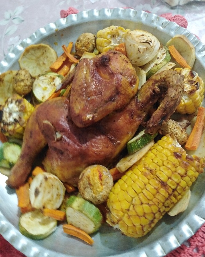مرغ تنوری + سبزیجات 