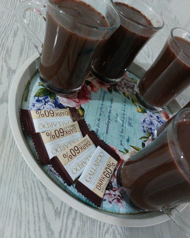 هات چاکلت غلیظ به روش کافی شاپ