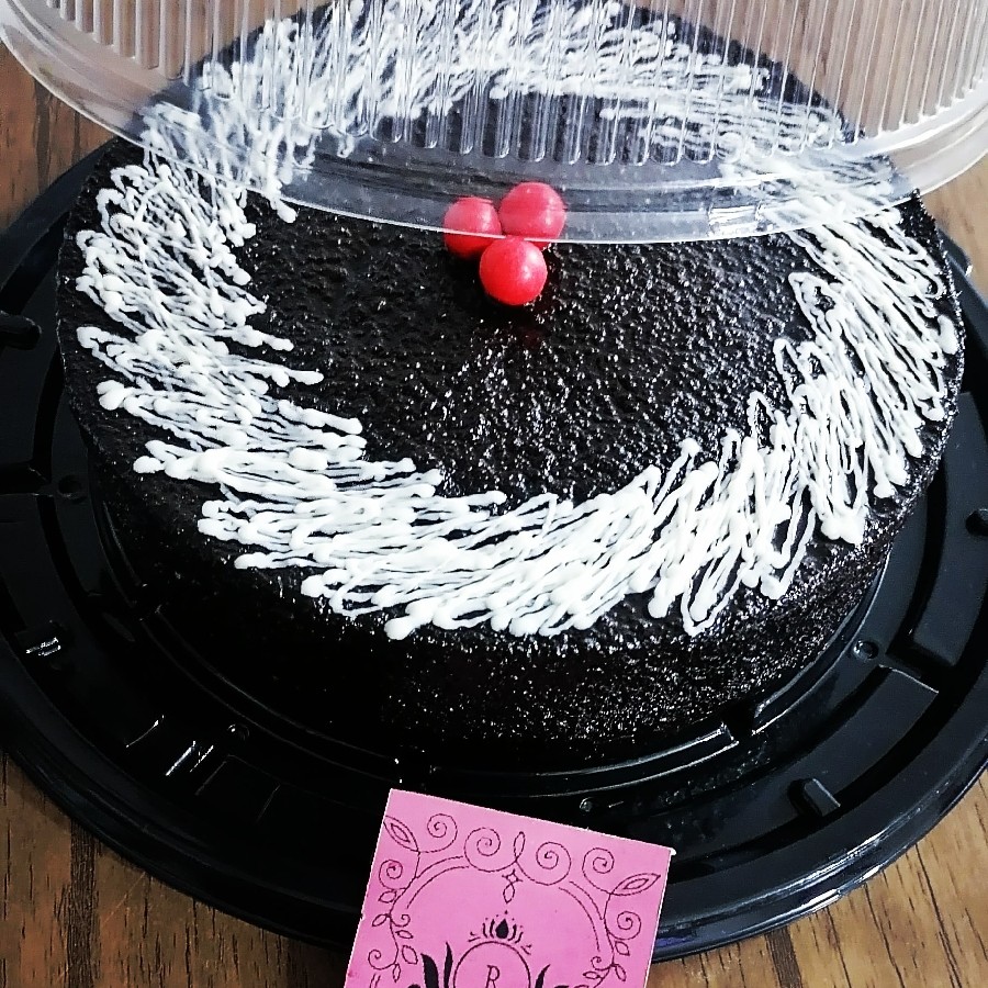 عکس کیک خیس شکلاتی معرکه 