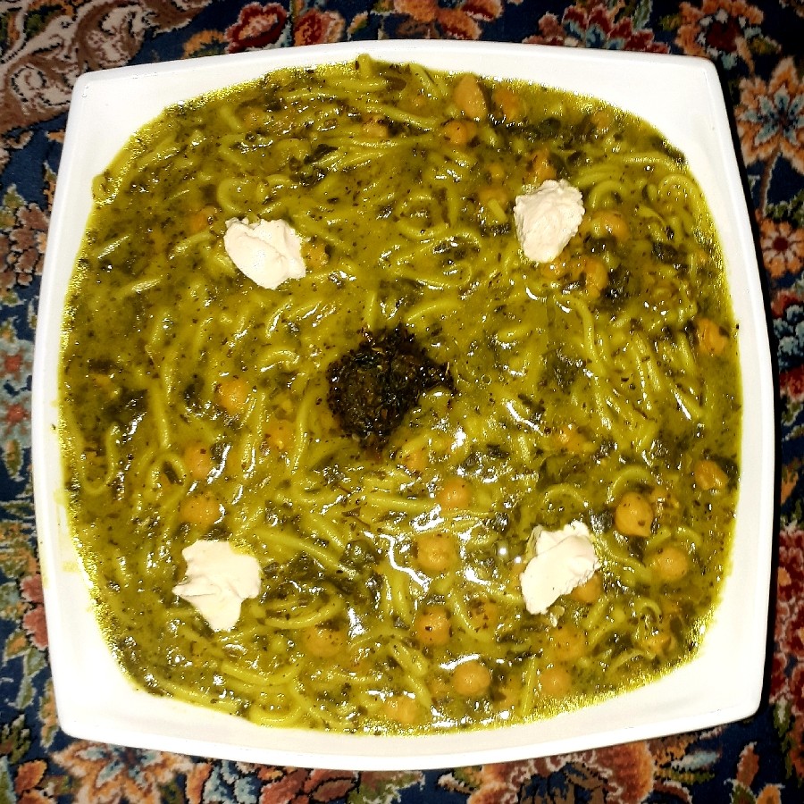 عکس آش رشته هوا خیلی سرده حسابی میچسبه جاتون سبز