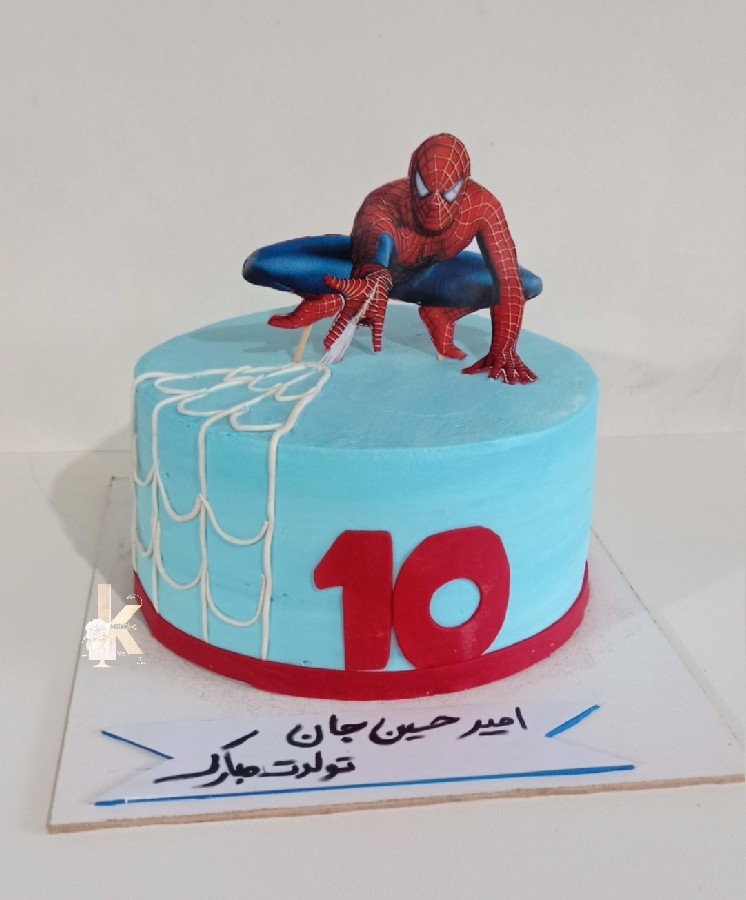 کیک پسرانه 
تم پر طرفدار مرد عنکبوتی .
@kamk.cake