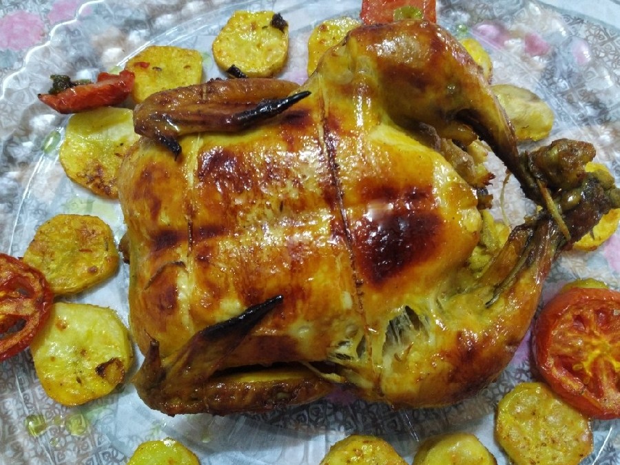 عکس مرغ سوخاری شکم پر