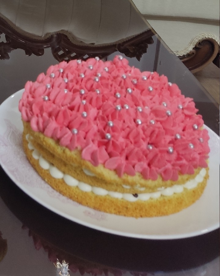 کیک سفارشی برای دوست عزیزم
یلداتون پیشاپیش مبارک ?