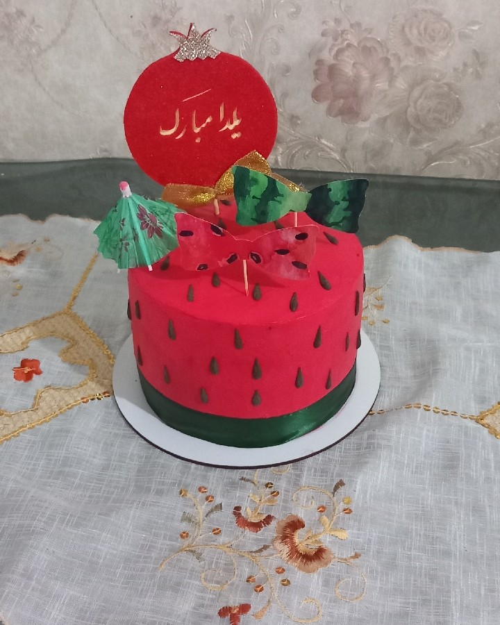 عکس کیک یلدایی مشتری عزیزم