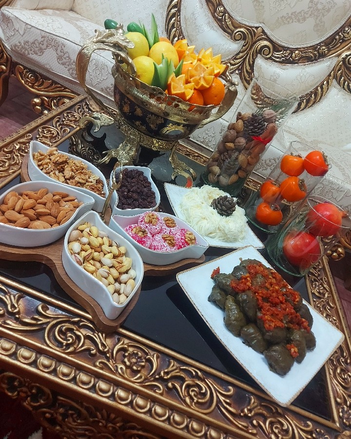 عکس میز شب یلدا