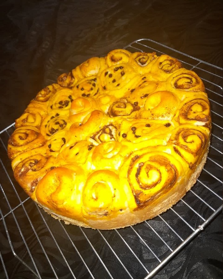 عکس رول دارچینی شکلاتی